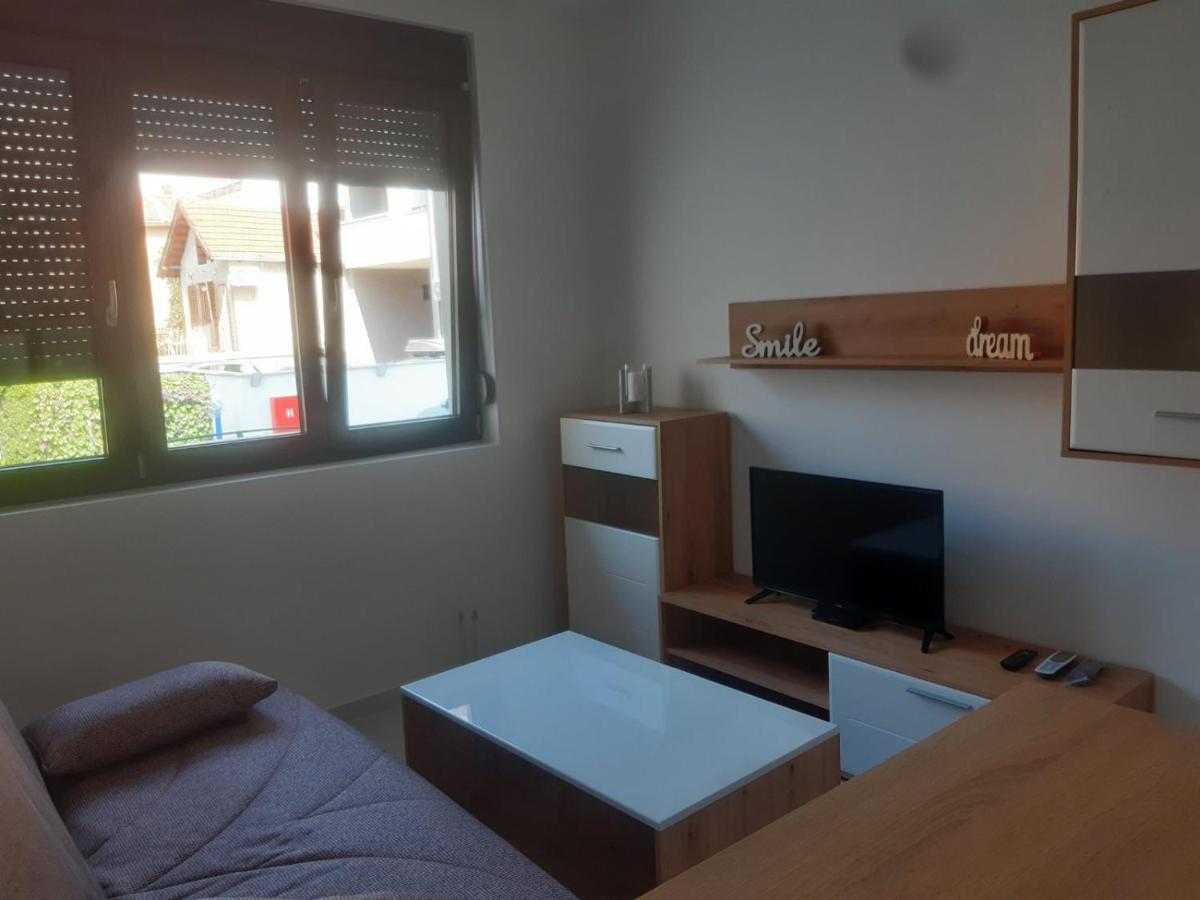 Stojanovic Apartments Ni Esterno foto