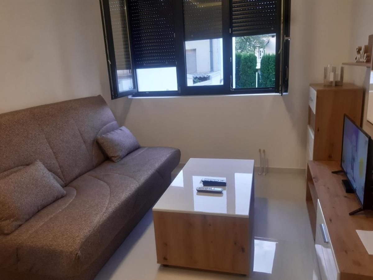 Stojanovic Apartments Ni Esterno foto